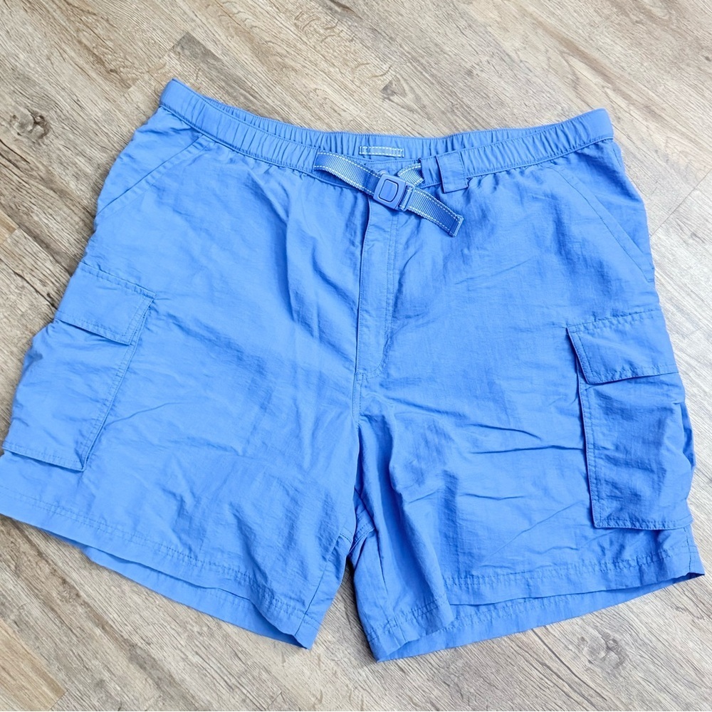 Lands’ End • Built in Belt Nylon Cargo Shorts